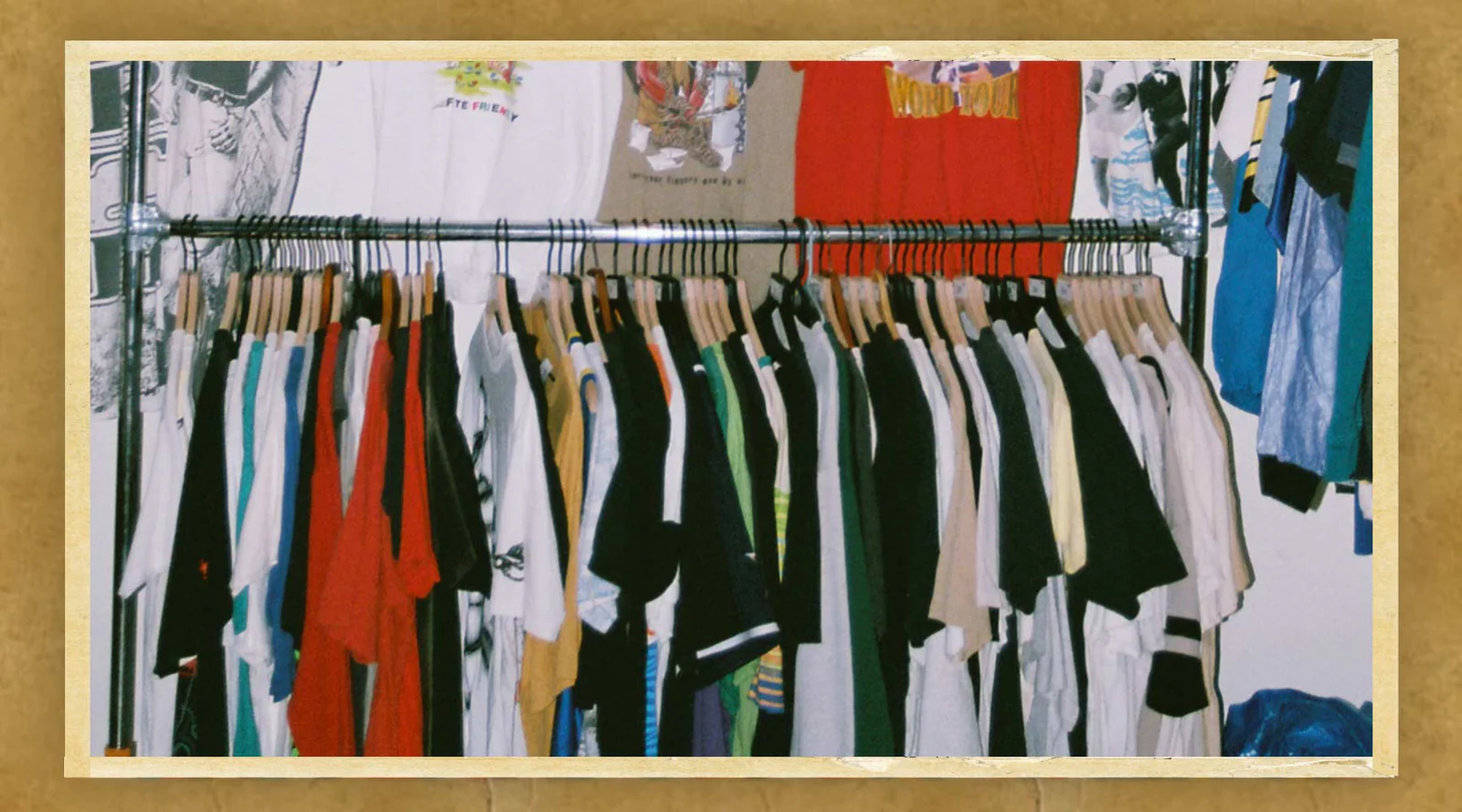 Vintage Revival: How Second-Hand Fashion Took Center Stage